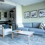Stylish Apartment With Large, Covered Balcony In De Waterkant